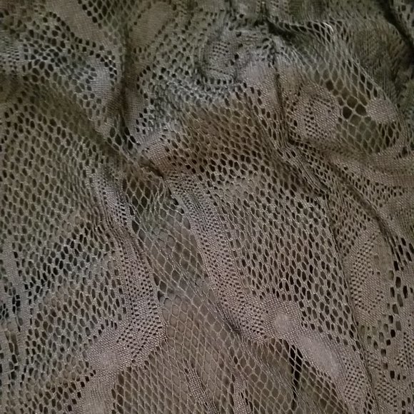 !!3 FOR $25 -- Express Lace LBD - Picture 5 of 6